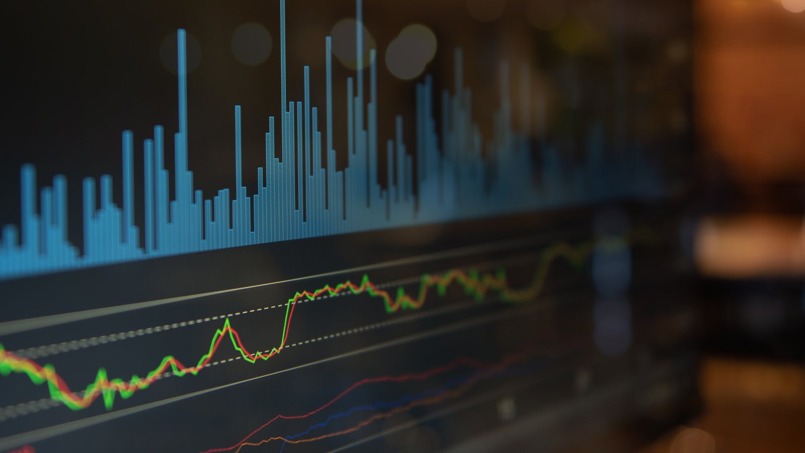 Consolidated portfolio reporting dashboard showing household accounts, entities, and client relationships.